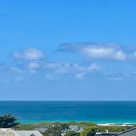 Sea View Apartment, First Floor Saint Merryn Exteriör bild